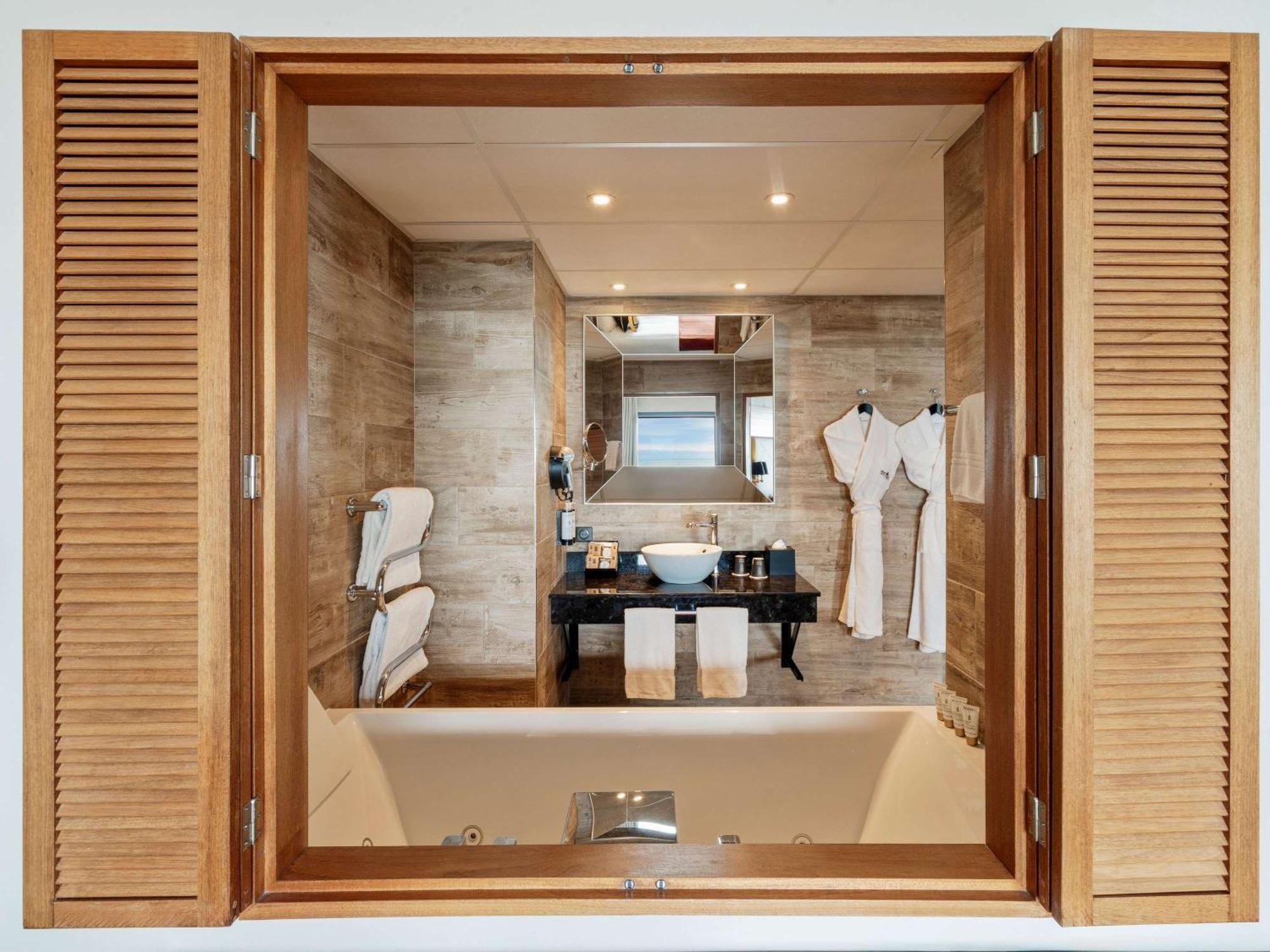 Cote Ouest Thalasso & Spa Les Sables D'Olonne - Mgallery Collection Les Sables-dʼOlonne Εξωτερικό φωτογραφία